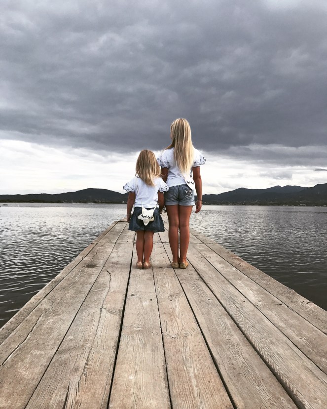 Illy trilli the blonde sister.jpg